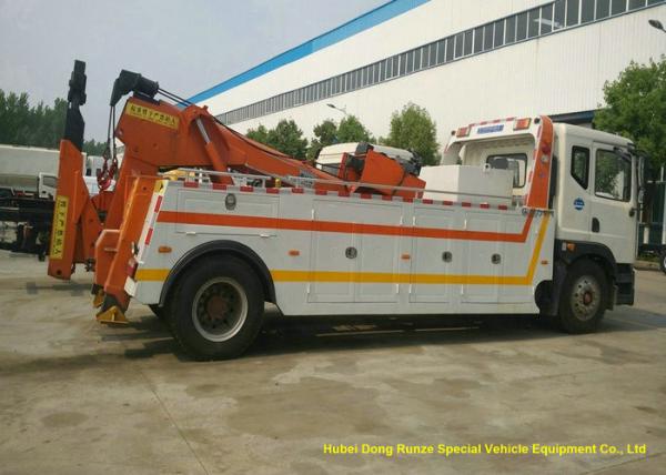 Heavy Duty 12 Ton Wrecker Tow Truck For Car Recovery In City Road , Suburb Way