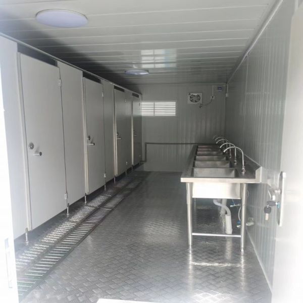 20FT/40FT Customized Prefabricated Bathrooms with Local Standard Electricity and Shower Room