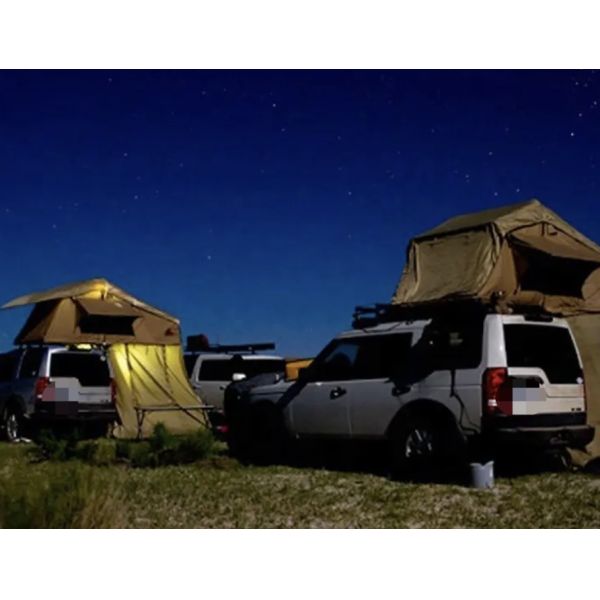 Spacious Polyester Roof Top Tent with Awning for 3-4 Persons