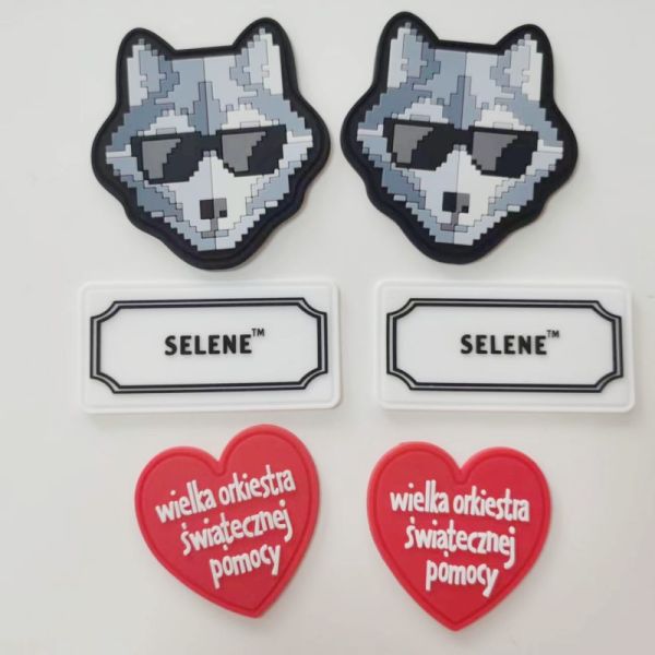 Теплопередача Силиконовая этикетка Силиконовый резиновый тег Значок Многоцветный мультипликационный шаблон ENISO20471