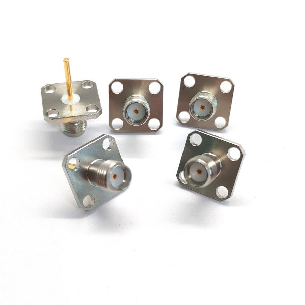DC-18GHz Stainless Steel 4 Hole Flange SMA Connector for RF Coaxial Applications