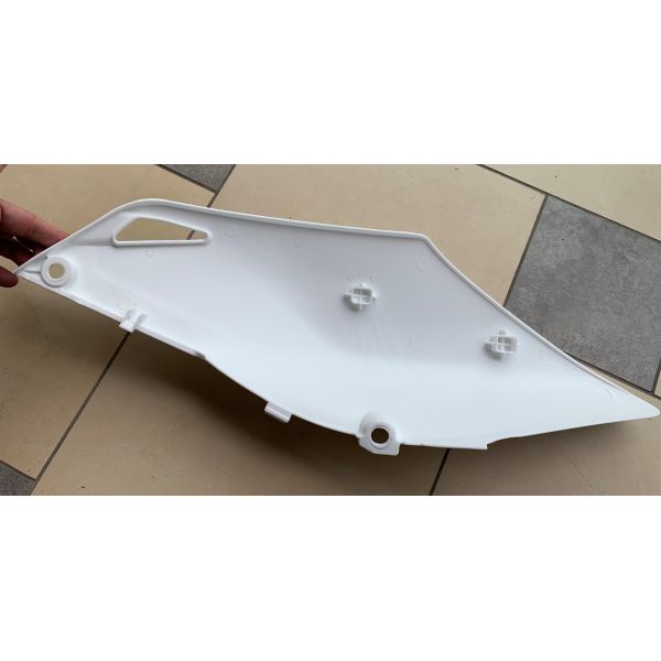 CRF250 Motor Spare Parts Rear Side Cover PP Material Carton Packing