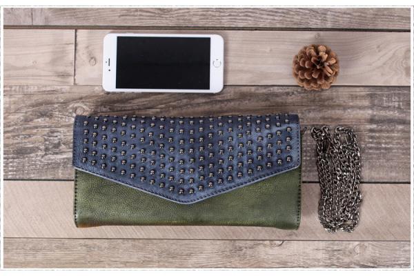 New England retro leather ladies clutch evening bag temperament rivet bag hand