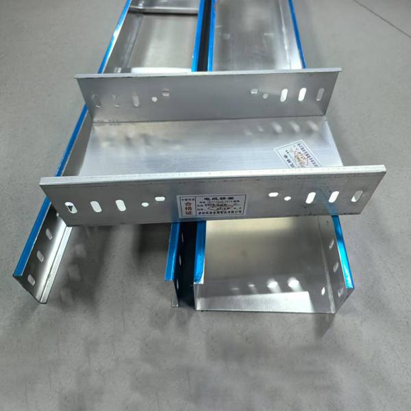50mm-150mm Height Aluminum Cable Tray Safety Medium Duty For Wire Protection System