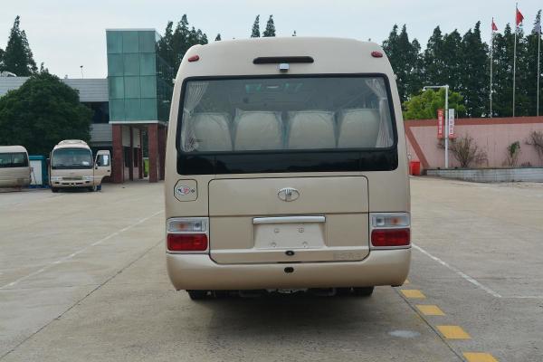 Pneumatic Folding Door Transport Minivan Toyota Coaster Van 3300mm Wheelbase