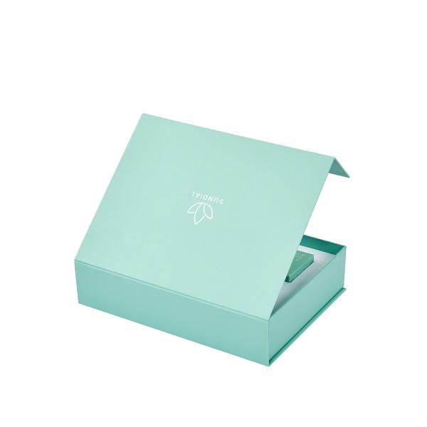 Beauty Bundle Skin Care Makeup PR Box Custom Printed Cosmetic Boxes OEM Available