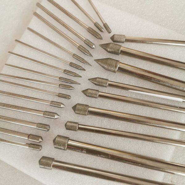 Custom-Made 8*6*10*70mm  120° D126 Electroplated Grinding Bits For Cemented Carbide