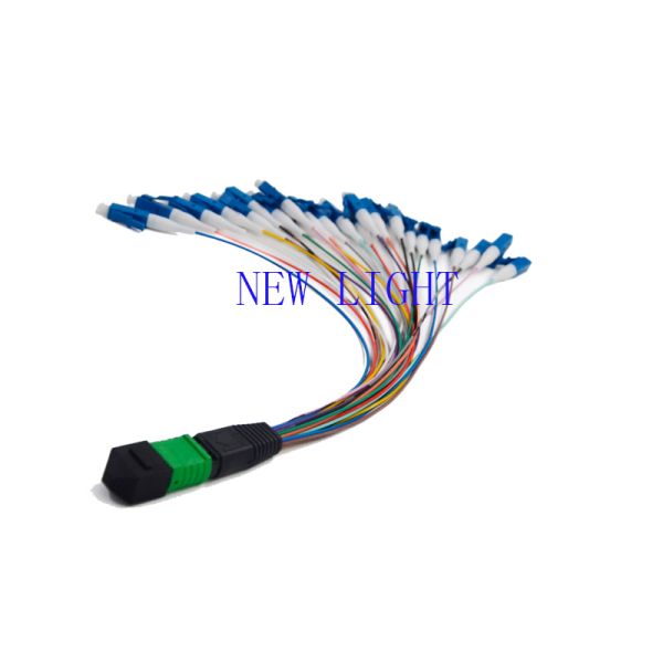 12 PVC 3.0mm OM4 50 вносимой потери OM3 гибкого провода волокна MPO MTP низкий/125