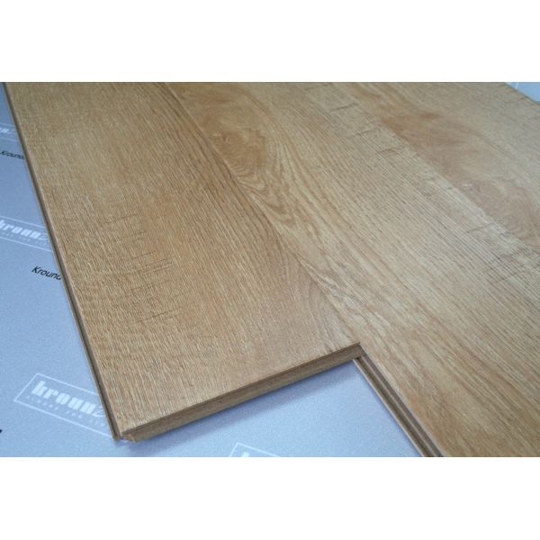 Waterproof Elegant Oak 12mm Laminate Flooring 807mm × 127mm × 12mm