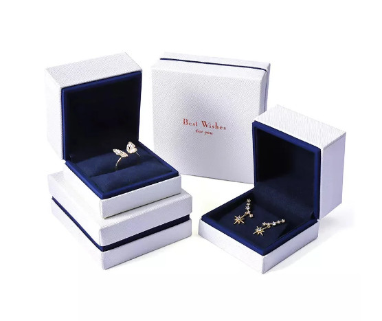 Flip Top Gift Magnetic Jewelry Packaging Box Custom High End