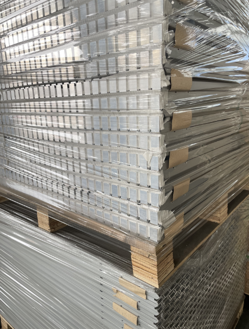 Чернота анодировала алюминиевое штранг-прессование рамки панели солнечных батарей профилирует 6000 серий