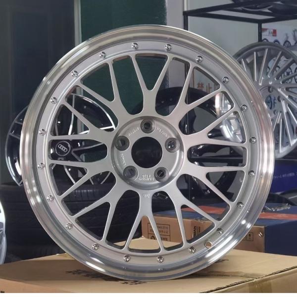 Lightweight Strongest 2 piece brushed slivery luxury forged wheel rim factory