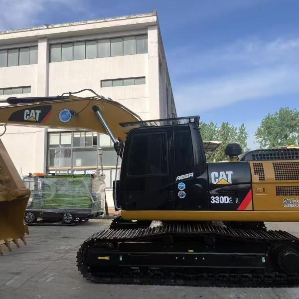 Excavatrice CAT330D2 d'occasion de 2023 à vendre : 30 tonnes, performances stables, économe en carburant et prête pour votre projet