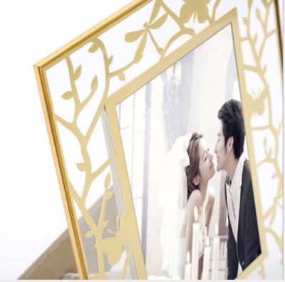 Home / Garden Decoration Brass And Glass Picture Frame Compact Lightweight