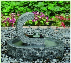 Artistic Cast Stone Garden Fountains Polished Surface With Three Crystal Glass Balls