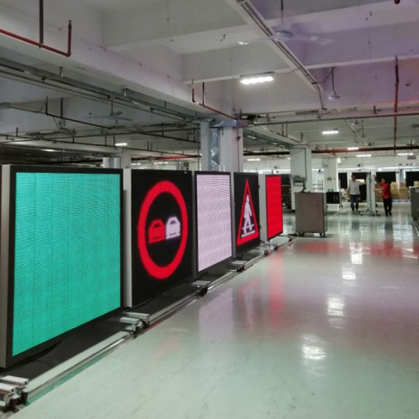 Table des messages variable du trafic d'affichage de message de P10mm LED Matrix