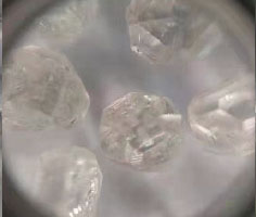 Synthetic uncut diamond HPHT white rough diamond lab grown diamond for jewelry vvs vs DEF 
