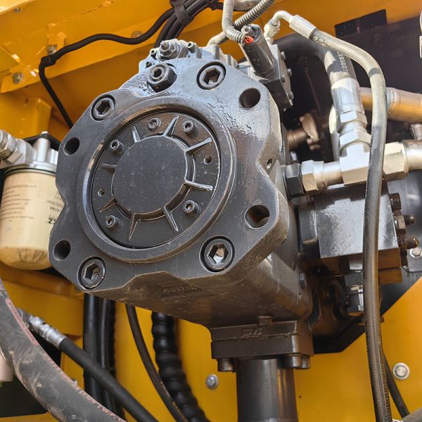 EC480 Volvo Used Excavators 2m3 Bucket Capacity 270kw 680L Large Fuel Tank