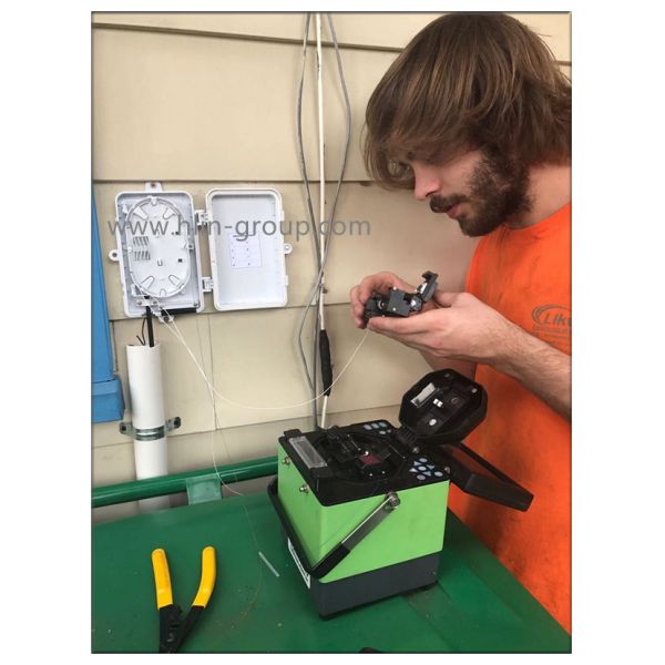 Outdoor Fiber Optic Splitter Box 4 Ports , Network Fiber Optic Cable Joint Box