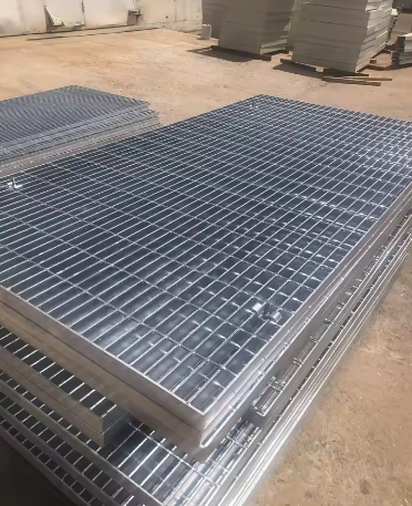 1.2 M Width Aluminum or Galvanized Steel Gratings For Walkway Floor