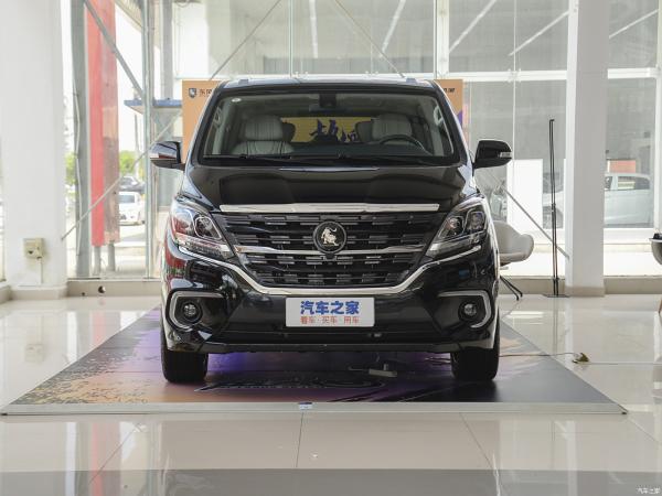 LED Headlights and Automatic Gearbox Dongfeng Fengxing Forthing M7 4-Door 7 Seat MPV