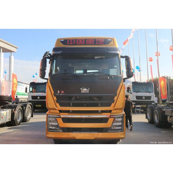 Used HOWO SINOTRUCK 6X4 Truck Head T7H 460 Tractor Truck with EURO 5 Emission