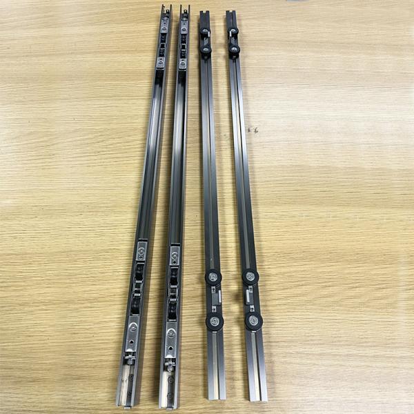 SUS304 Profil d'extrusion minimaliste en acier inoxydable pour porte coulissante double