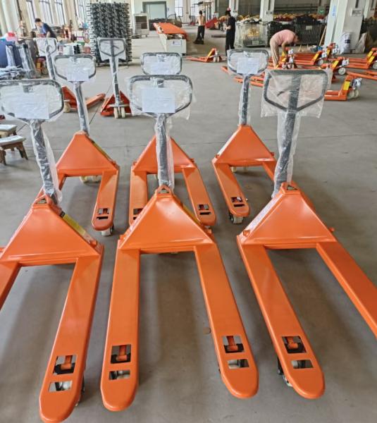Camión de paletas de mano de 3 toneladas con ruedas de doble nylon para el manejo de material de almacén de 3000 kg