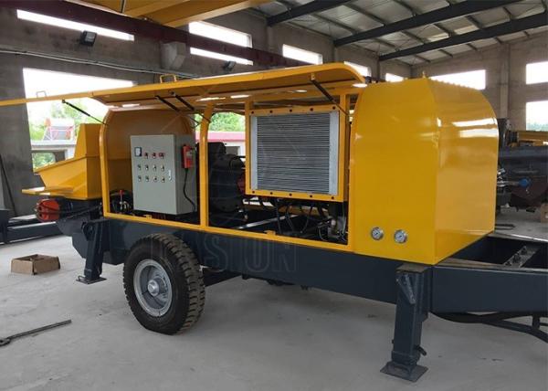 Electric Motor Trailer Concrete Pump , Industrial Peristaltic Concrete Squeeze Pump