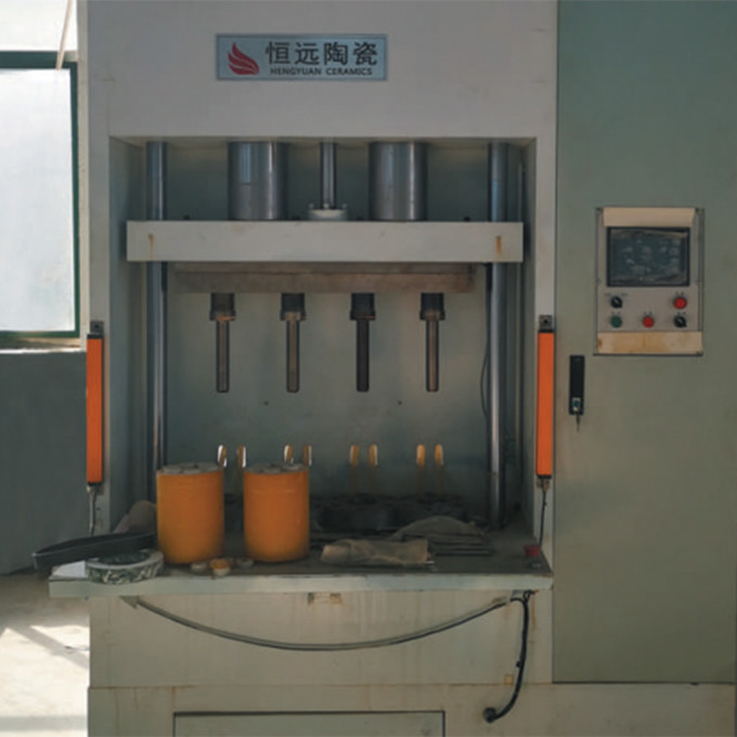 Корунд муллит керамика Саггер 1550°C Максимальная рабочая температура для литиевой батареи
