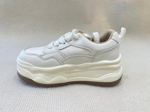 Heightening White Trainers Women Pigskin Insole Ladies Trainers