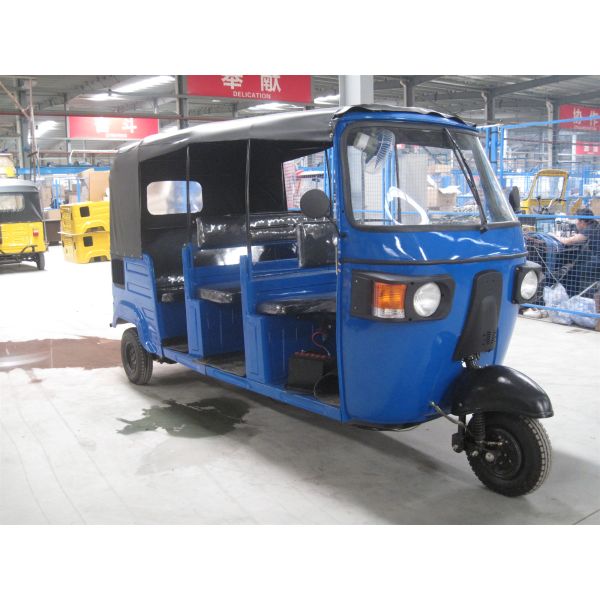 Seven Passengers 3 Wheel Cargo Tricycle 3400*1300*1700 Dimension