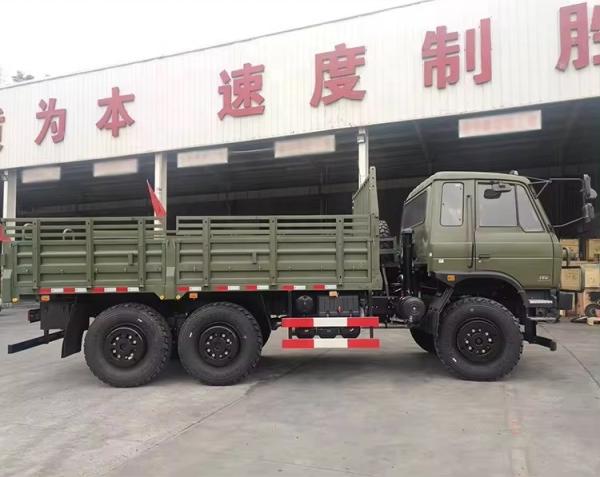 EURO 5 Padrão de emissões 4X4 6X6 10T Desert Off-road Pickup Cargo Truck de Dongfeng