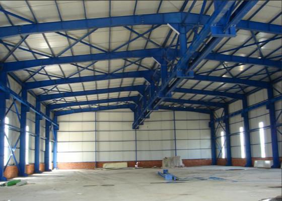 5 - 6m Height Steel Structure Hangar For Farm Broiler / Chicken Shed Bolt Connection