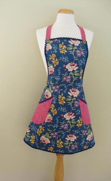 Ladies Apron, Adult Apron, Blue Kitchen Apron, Full Cooking Apron, Kitchen Apron, Floral Apron, Gift For Her, Full Apron