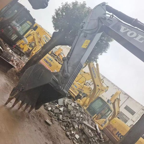 123 KW Used Excavators Sweden Volvo EC210 The Best Choice for Your Construction Needs