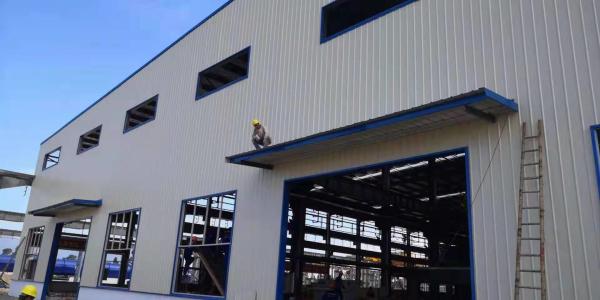 Durable Q345B Workshop Steel Structure With High Strength Bolt & Screw