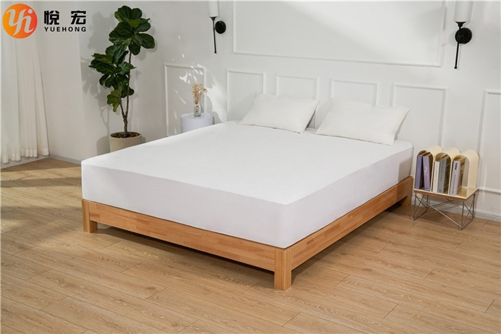 80inch Bamboo Waterproof Mattress Protector 65 To 95gsm Organic Waterproof Mattress Pad