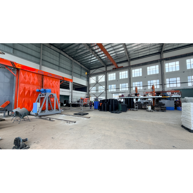 Custom Rotomolding Manufacturer Rotational Molding Traffic Barrier For Construction Safety Road