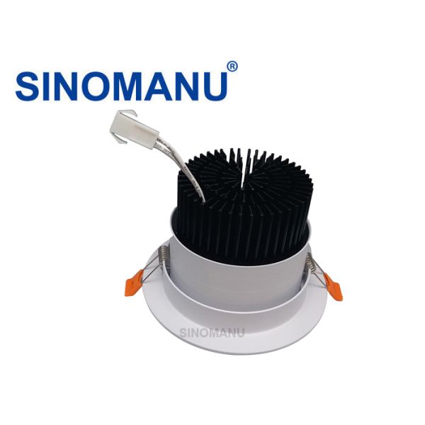 SMD 2835 LED Recessed Downlights For Shopping Mall Positive Enclosed Fixture