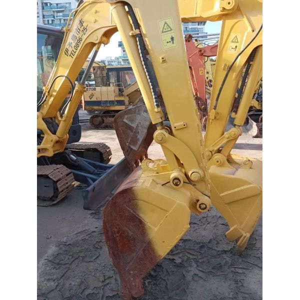 Pre Owned KOMATSU PC55MR Hydraulic Excavator 5ton 5500 KG 28.5KW 3200 Hours