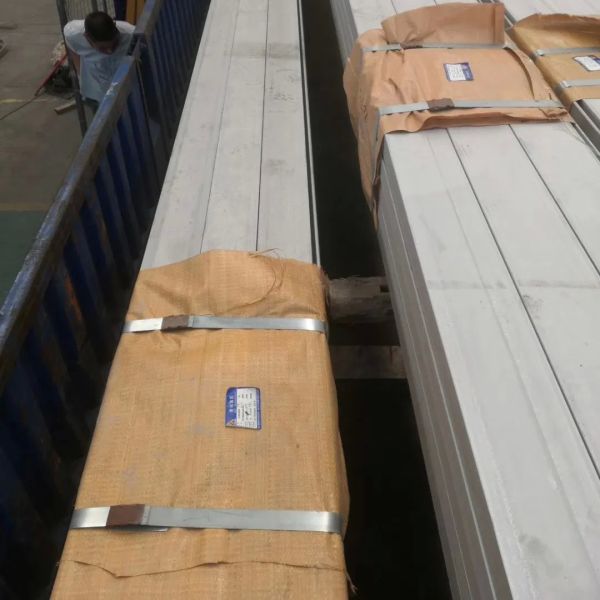 Hot Rolled Pickled Bright Surface Stainless Steel Angle Bar SS Angle Bar ASTM