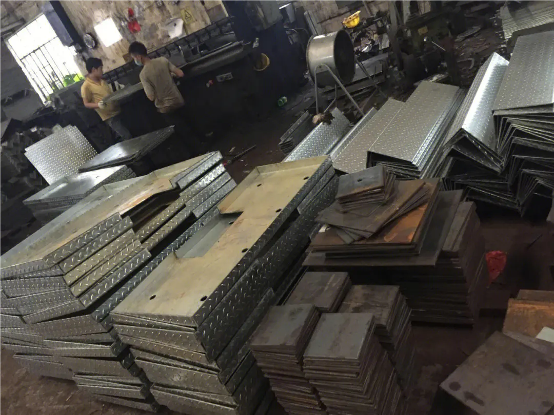 Алмазный образцы оцинкованной стальной пластины 600 мм-1800 мм для транспортировки