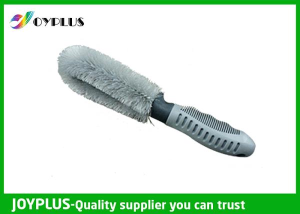Car wheel brush