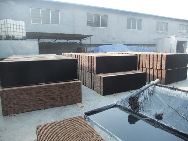 Poultry Cooling Pad and Black paint,   Colour Evaporative Cooling Pad
