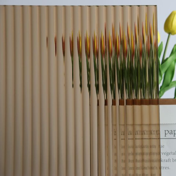 8mm 12mm 10mm Frosted Fluted Glass For Cabinet Doors Embossed Pattern