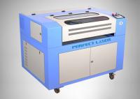 Máquina de gravação a laser CO2 para usinagem de madeira 40 W / 60 W CO2 6040 3D Crystal