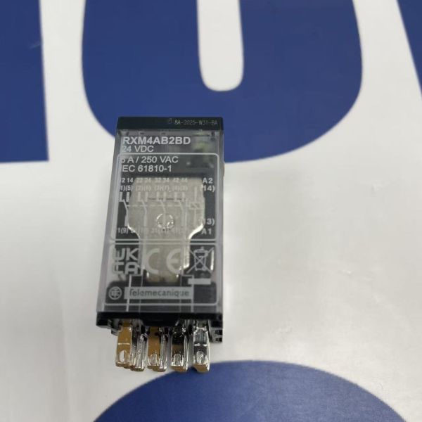 Schneider Electric RXM4AB2BD | 24V DC 4 C/O Plug-in Relay 6A
