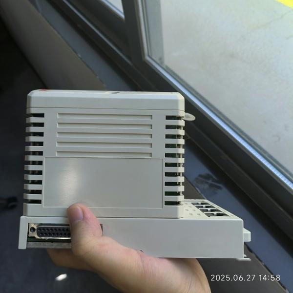 ABB 3BSE018161R1 PM864AK01 Unidad Central de Procesamiento para Módulo AC800M