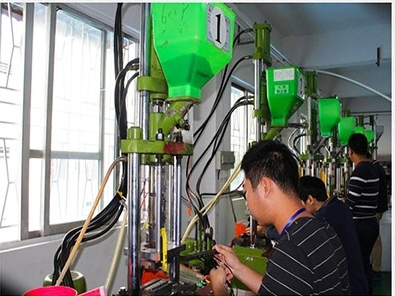 ESSAGER ES-X63 Series 4 in 1 QC PD USB A/C to USB C/L Charging Data Cable